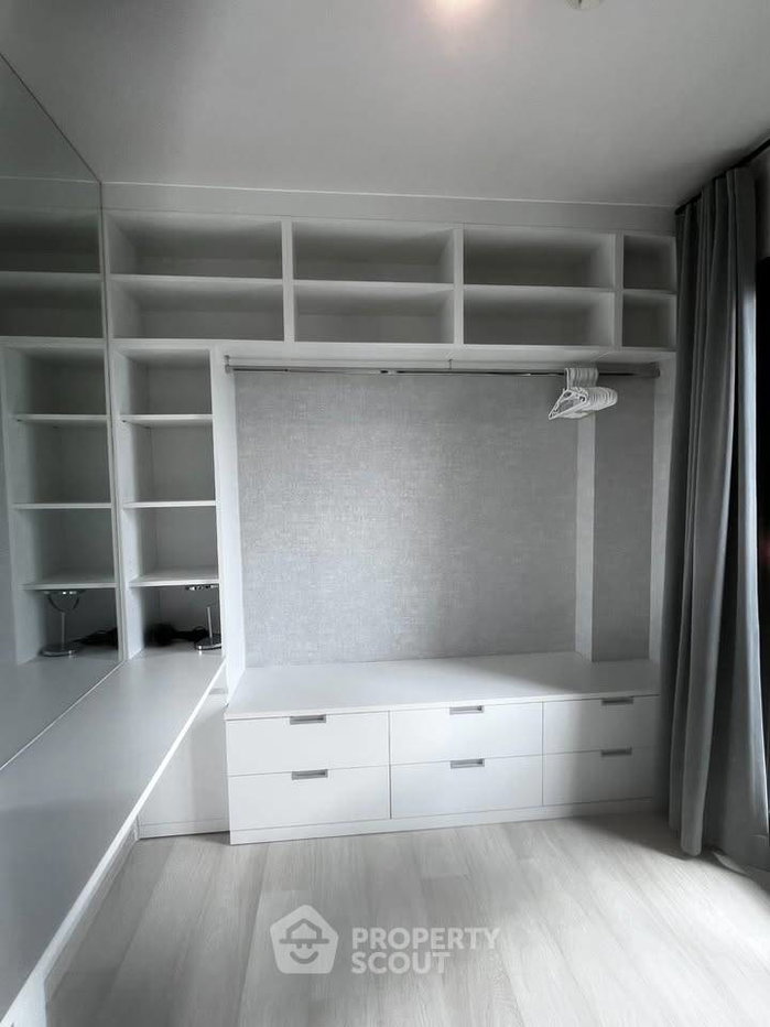 picture 1-BR Life One Wireless Near BTS Phloen Chit (ID 3303133) - 5/6