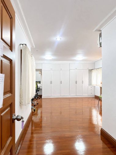 4-bed house for rent, 580 sqm, 101 sq wah, Taling Chan