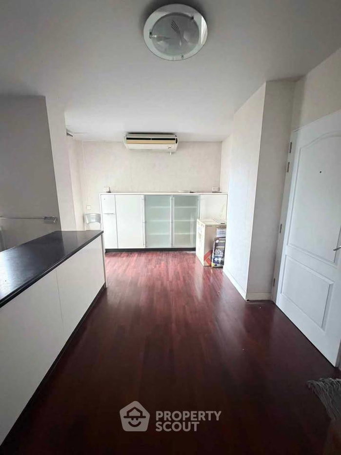 picture 1-BR Paholyothin Park Condominium Near BTS Saphan Khwai (ID 3305356) - 2/7