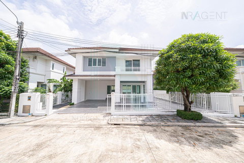 📌 ขายบ้านเดี่ยว โครงการ เดอะ เซนโทร รามอินทรา 2 ชั้น 3 ห้องนอน 3 ห้องน้ำ