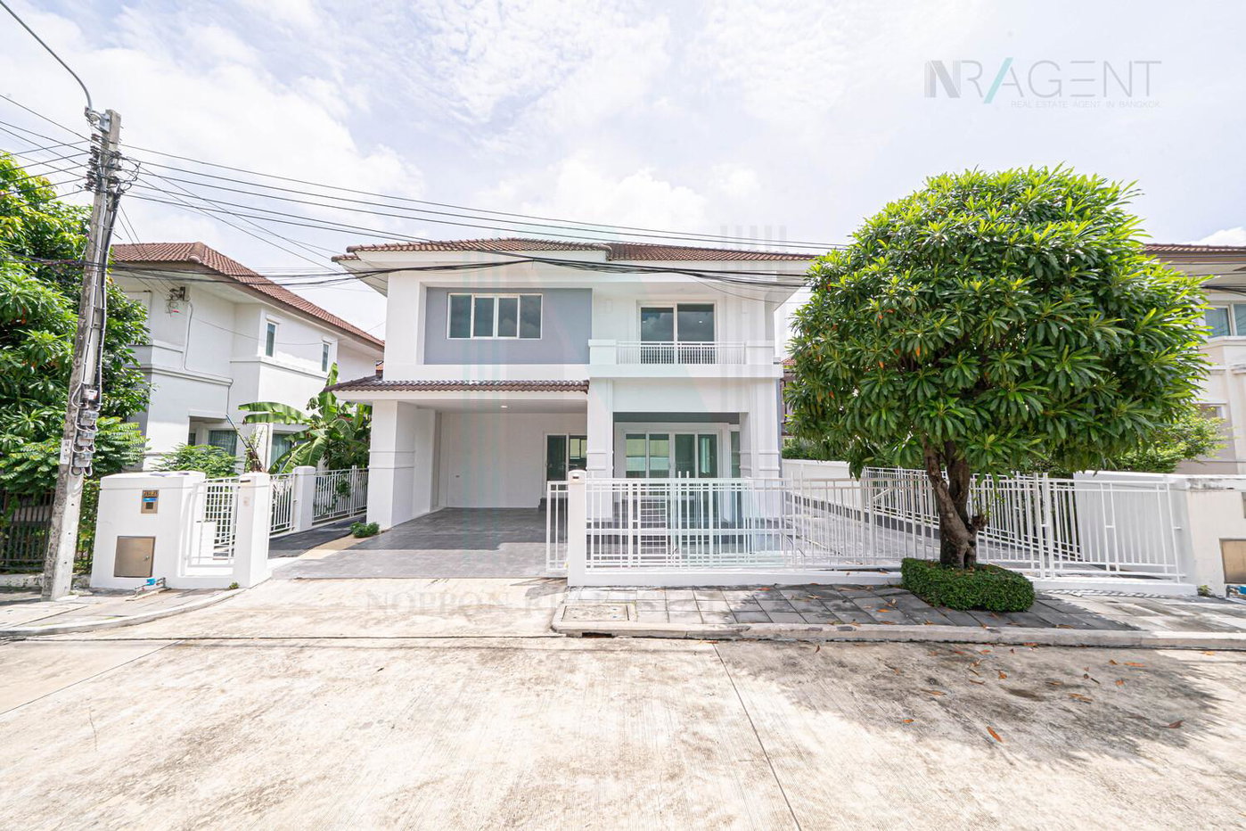 picture 📌 For Sell House THE CENTRO RAMINDRA 2-story 3 bedroom 3 bathroom - 1/8