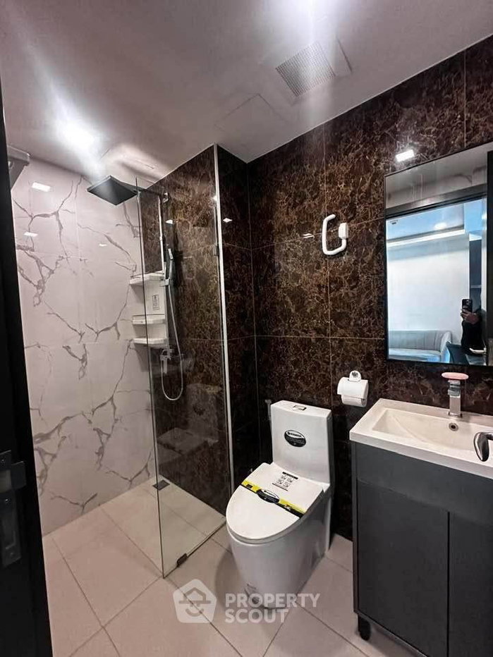 รูป คอนโดหนึ่งห้องนอน ขนาด 28 ตร.ม. ให้เช่า ที่ Arcadia Center Suites พระตำหนัก (ID 3304799) - รูปที่ 7/8