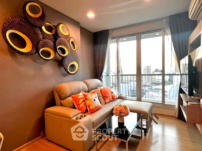 คอนโดให้เช่า : คอนโด 1-ห้องนอน ที่ ริธึ่ม สาทร ใกล้ BTS สะพานตากสิน (ID 3305454)