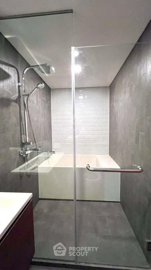 picture 2-BR Condo At Landmark @MRTA Station, Bang Kapi, Bangkok (ID 3287445) - 2/9