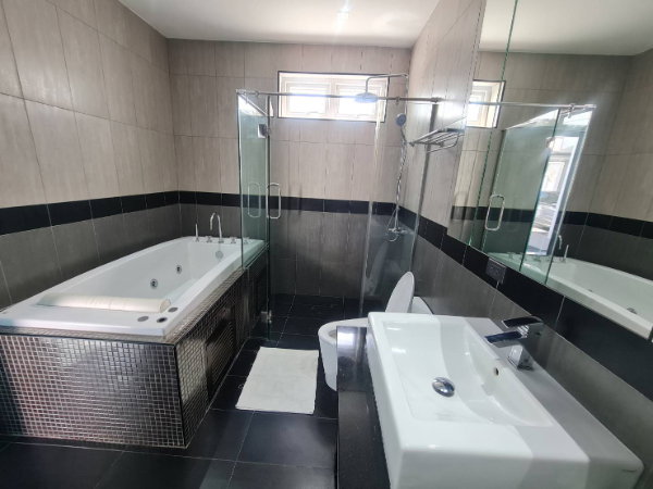 picture Luxury Private Pool Villa 💗 For Sale - 24/27