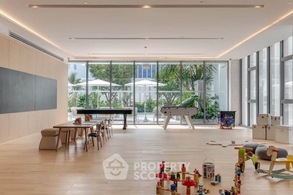 picture 16th-Floor 1-BR At SCOPE Langsuan, 200m To BTS Chit Lom (ID 2539959) - 15/21