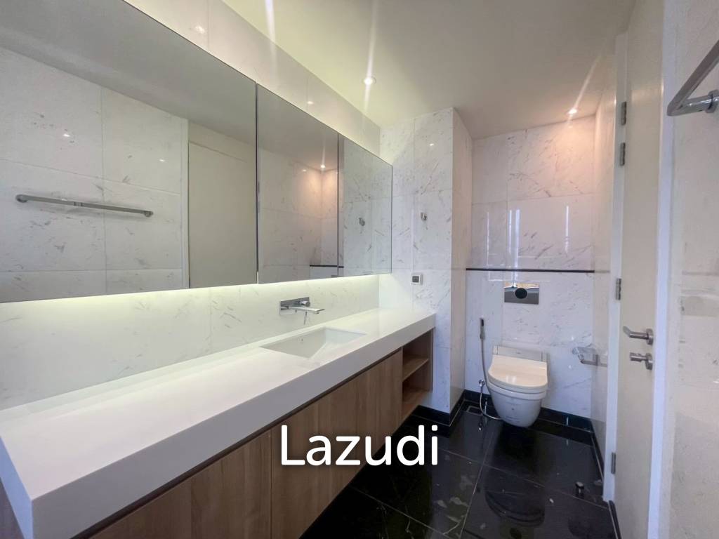 picture MUNIQ Sukhumvit 23 127.11 sqm Duplex Condo in Bangkok - 13/14