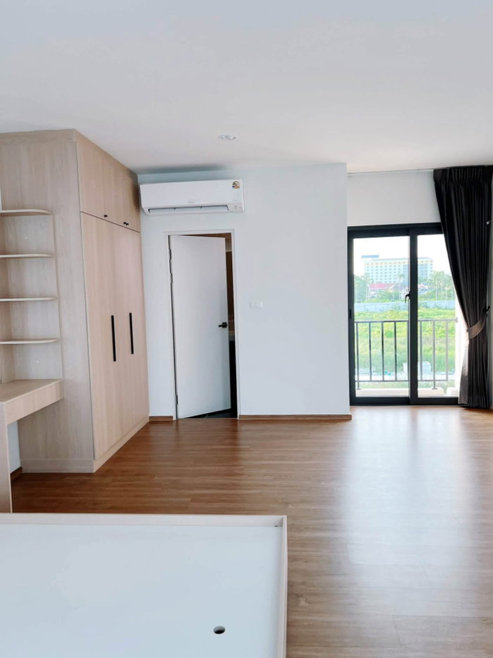 รูป ✨ ให้เช่าทาวน์โฮม 3 ชั้น บ้านใหม่ พร้อมอยู่ ทำเลทองติดรถไฟฟ้า!! ✨ 🏡 โครงการ บ้านกลางเมือง รามคำแหง 174 สเตชั่น ✨ - รูปที่ 9/11