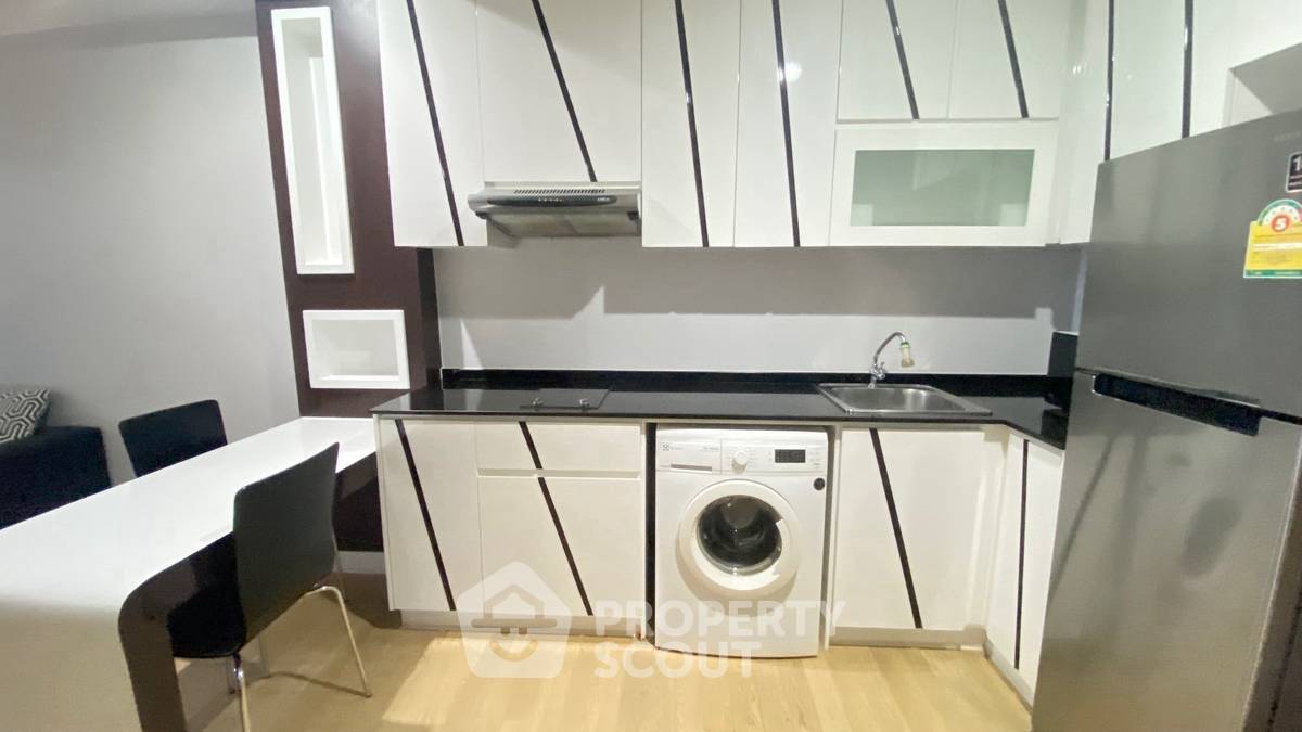 รูป ห้อง 1-BR ชั้น 22 ที่ Noble Refine Prompong ใกล้ BTS พร้อมพงษ์ (ID 3304372) - รูปที่ 10/11