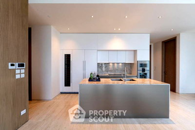 Condos for sale : 3-BR Condo at SCOPE Langsuan near BTS Chit Lom (ID 3302030)