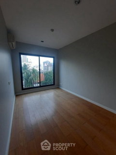 1-BR Condo At Condolette Dwell Sukhumvit 26 | BTS Phrom Phong (ID 3304314)