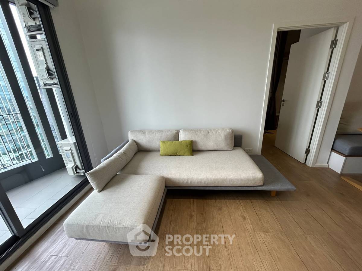 picture 2-BR Condo at Triple Y Residence Samyan near MRT Sam Yan (ID 3304579) - 6/7