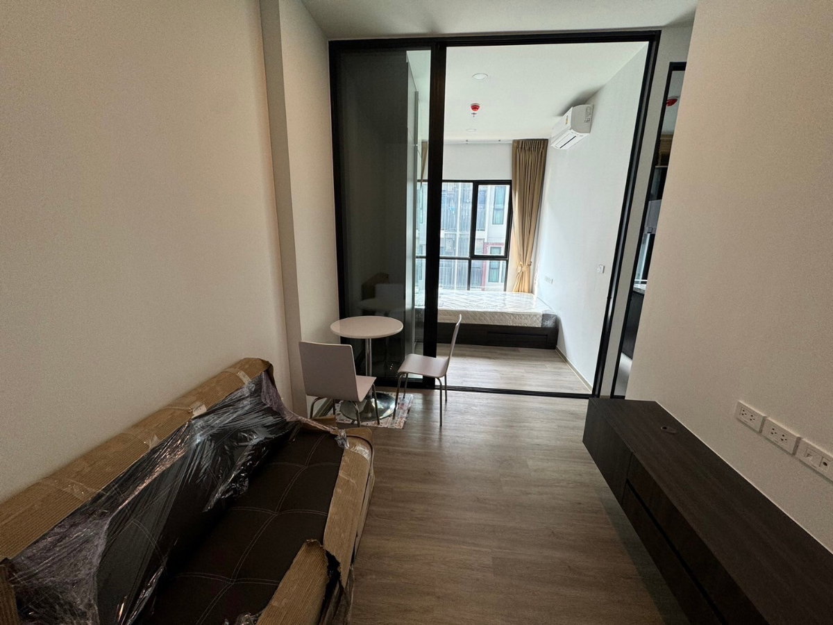 picture Room for rent at Origin Plug and Play Ramintra, 70 meter away skytrain  - 2/8