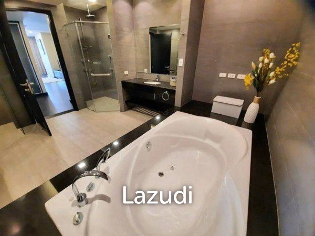 picture Luxury 3-Bedroom Residence for Sale at La Royale Beach - 16/18