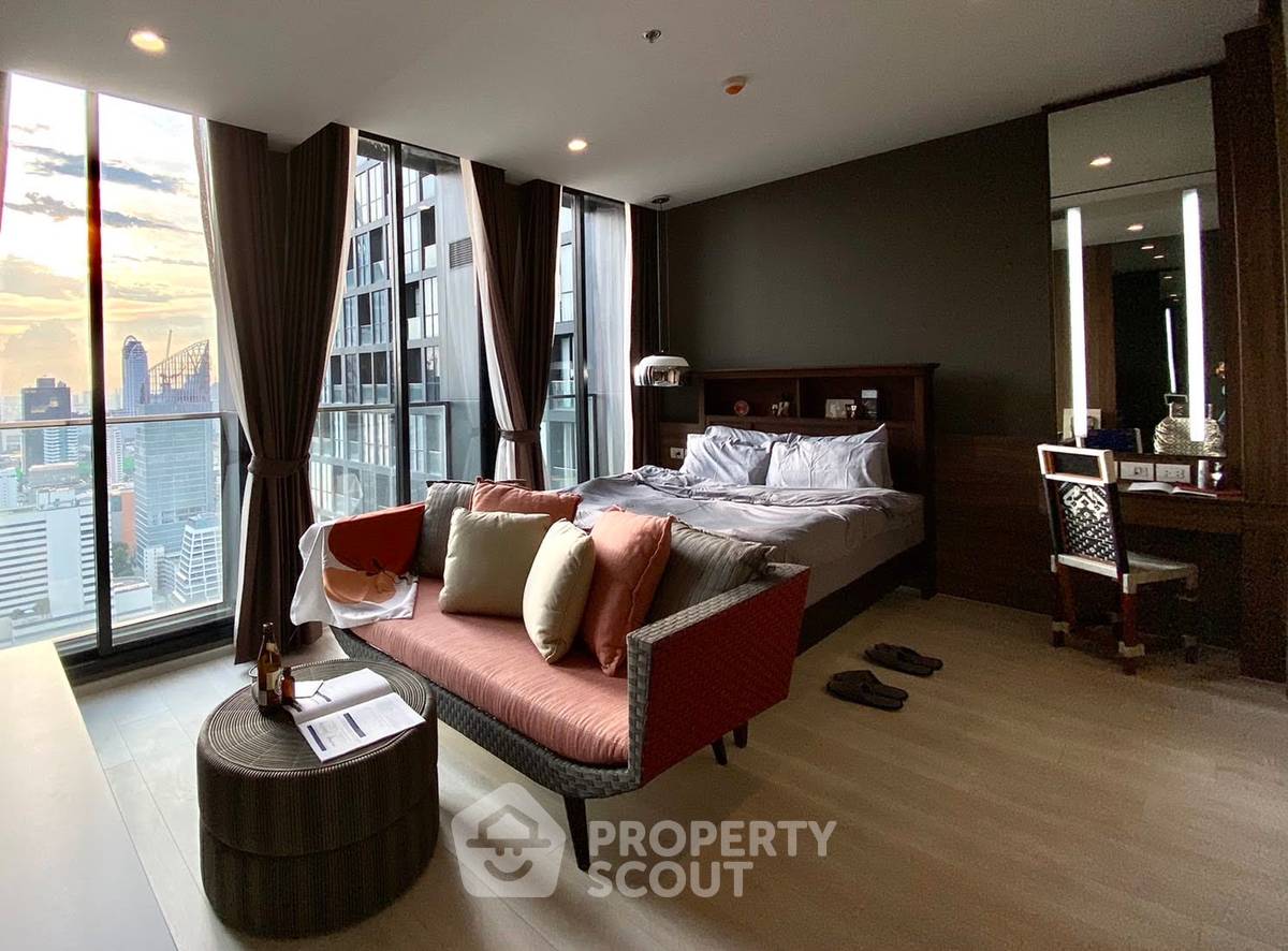 รูป ใกล้ BTS Phloen Chit เพียง 100 ม. | 1 ห้องนอน Noble Ploenchit (ID 3303239) - รูปที่ 5/5