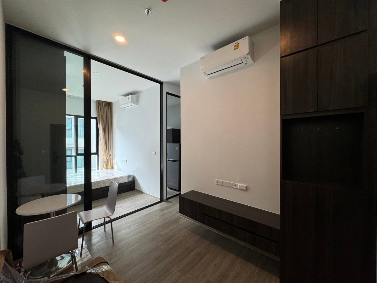 picture Room for rent at Origin Plug and Play Ramintra, 70 meter away skytrain  - 3/8