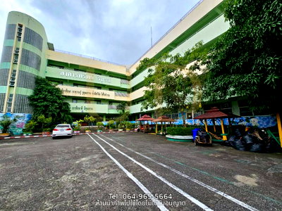 Land for sale Don Mueang : 🔥 Land with Existing Buildings for Sale in Don Mueang | Near Don Mueang International Airport 🔥 🏢 3 Rai 66 Sq.Wah 