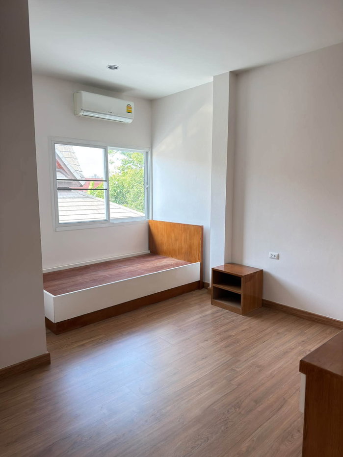 รูป บ้านเดี่ยว รีโนเวทใหม่ทั้งหลัง 4 ห้องนอน 3 ห้องน้ำ เจ้าของขายเอง - รูปที่ 1/16