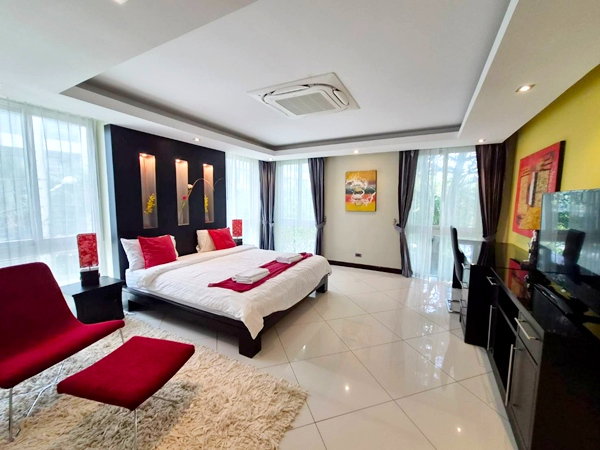 picture Luxury Private Pool Villa 💗 For Sale - 16/27