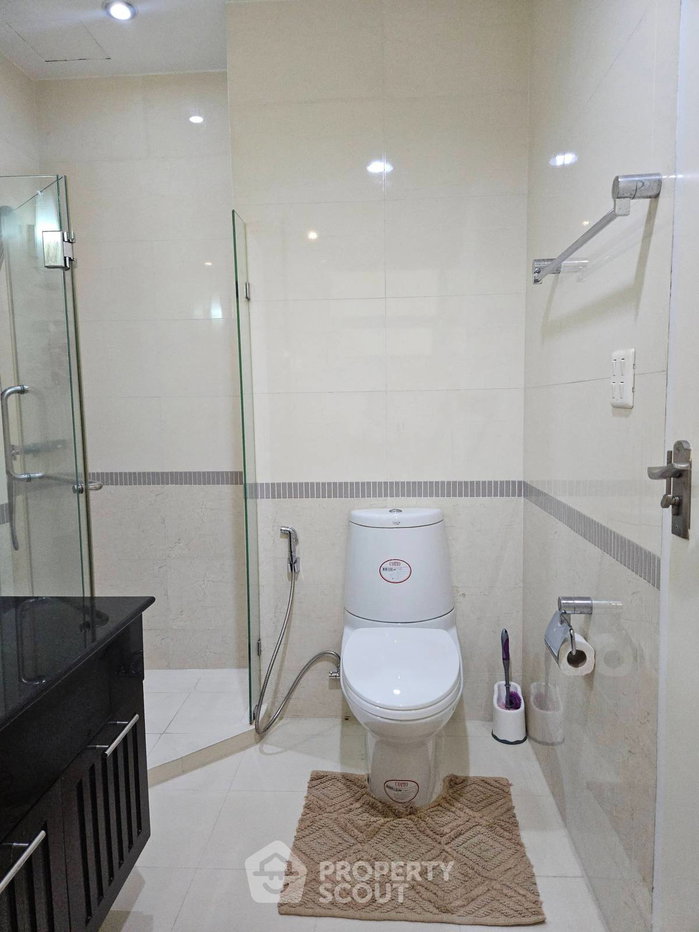 picture 20th-Floor 2-BR | Baan Klang Krung Siam-Pathumwan Near BTS Ratchathewi (ID 2831201) - 12/17