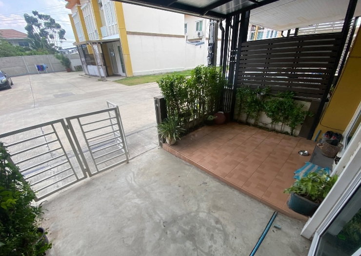รูป 🏡✨ ให้เช่า ทาวน์โฮม 2 ชั้น | Golden Town เฉลิมพระเกียรติ–สวนหลวง
💰 ค่าเช่า 17,000 บาท/เดือน - รูปที่ 3/16