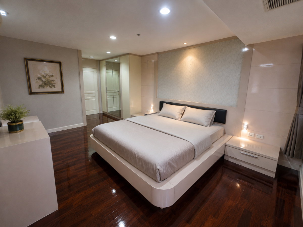 รูป Spacious 3 Bedroom Condo available! - รูปที่ 4/8
