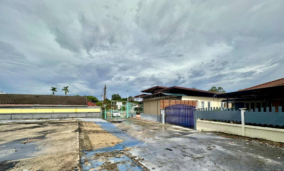 picture Sisaket City-Center Land (approx. 1 acre / 4,000 sq.m.) - 10/10