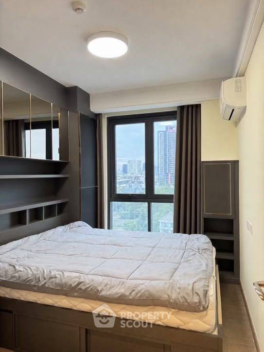 รูป คอนโด 1 ห้องนอน ขาย Regal Sathon-Naradhiwas ขนาด 35 ตร.ม. (ID 3305541) - รูปที่ 1/6