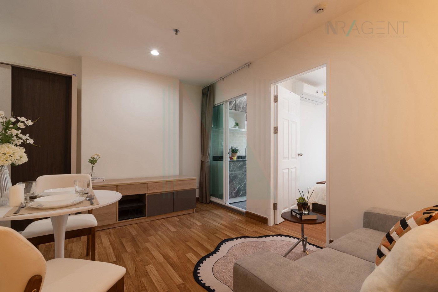 รูป ขายคอนโด รีเจ้นท์โฮม บางซ่อน อาคาร D ชั้น 23 1 ห้องนอน ขนาด 28.15 ตรม ใกล้ Wongsawang Town Center - รูปที่ 5/8