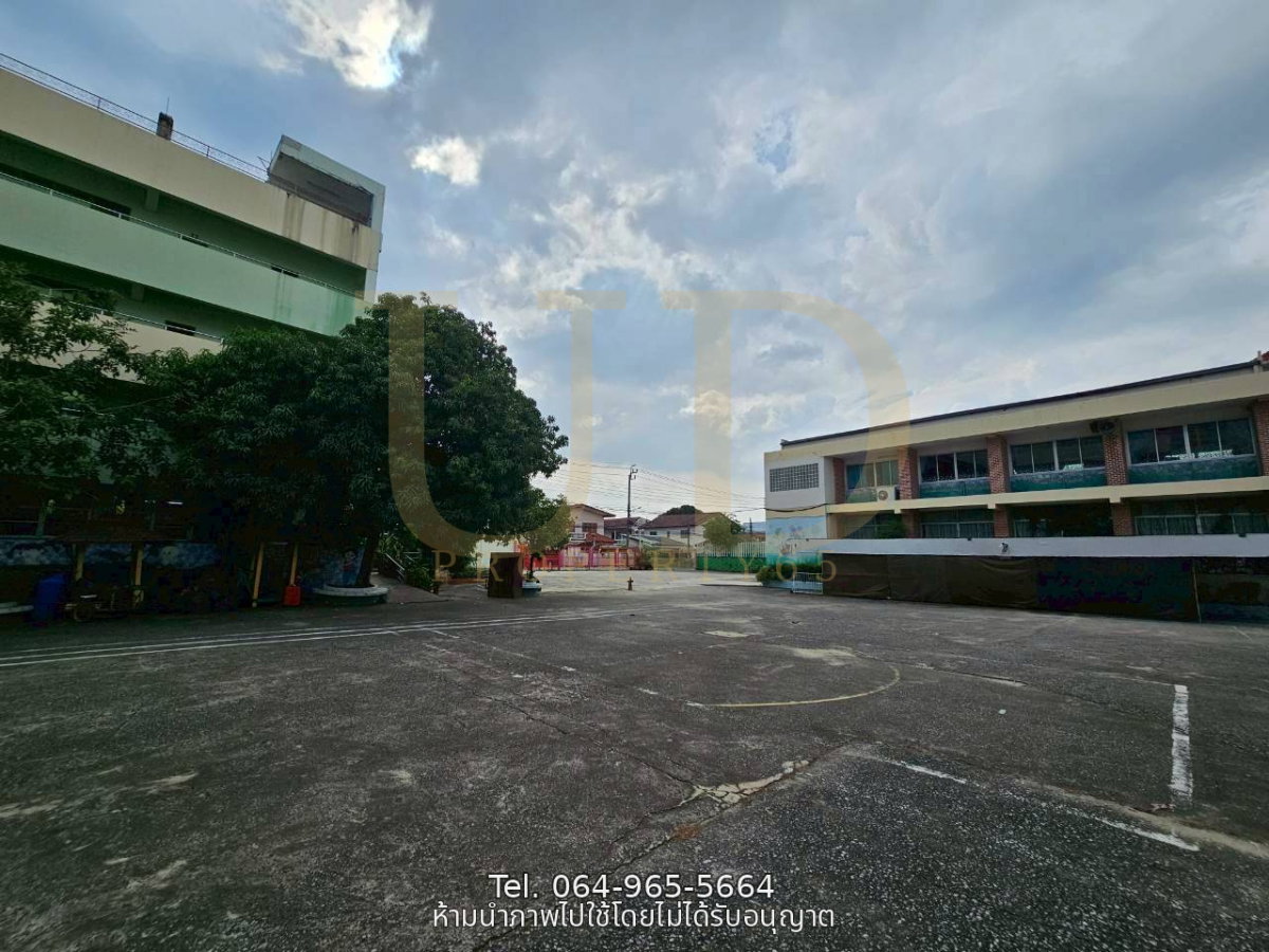 รูป 🔥 **ขายที่ดินพร้อมสิ่งปลูกสร้าง ทำเลดอนเมือง ใกล้สนามบินดอนเมือง** 🔥 🏢 **ที่ดิน 3 ไร่ 66 ตร.ว. พร้อมอาคาร 3 ชั้น 3 อาคาร** - รูปที่ 9/11