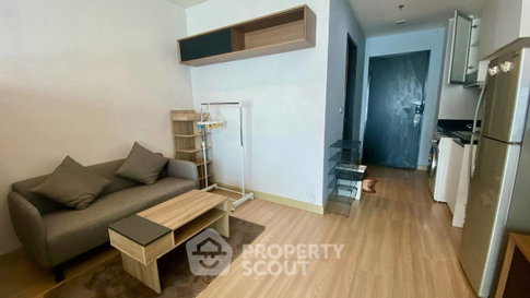Studio Condo at Sky Walk Residences near BTS Phra Khanong (ID 2595751)