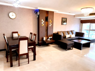 คอนโดให้เช่า : Spacious 3 Bedroom Condo available!