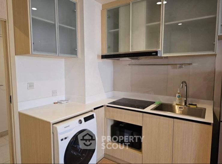 picture Great Value 16th-Floor 2-BR Maru Ekkamai 2 Near BTS Ekkamai (ID 3285649) - 10/10