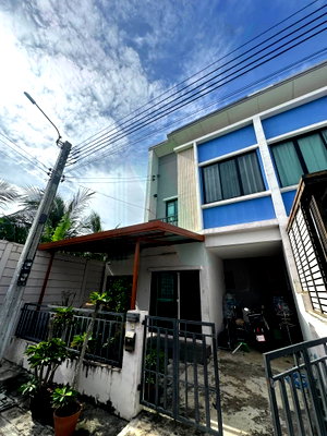 เช่าทาวน์โฮม กรุงเทพมหานคร : 📌 ให้เช่าทาวน์เฮาส์ 2 ชั้น เรซิโอ โฮม วงแหวน-รามอินทรา 3 ห้องนอน 2 ห้องน้ำ