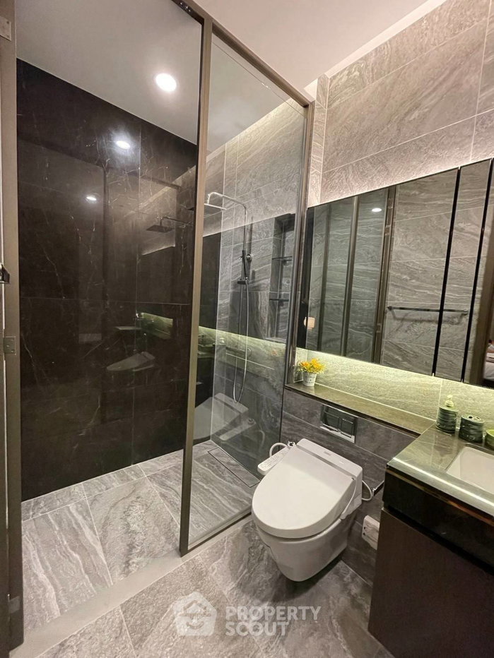 picture 34th-Floor 1-BR At The Esse Sukhumvit 36 Near BTS Thong Lor (ID 3304331) - 6/12