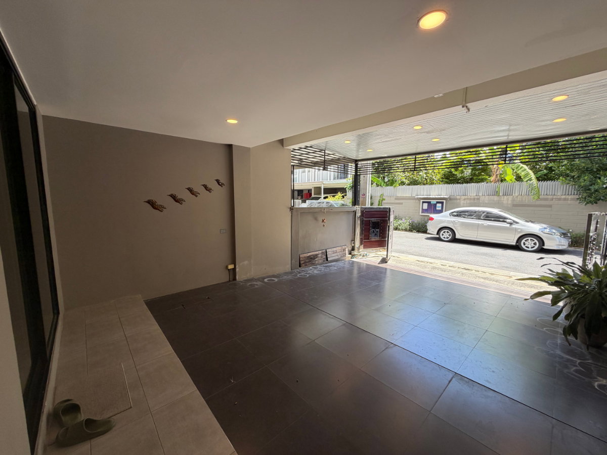 picture For Rent: Y Residence Sukhumvit 113 Only 35,000 THB/month - 2/25