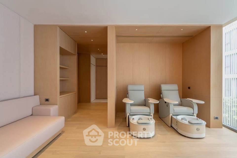 picture 16th-Floor 1-BR At SCOPE Langsuan, 200m To BTS Chit Lom (ID 2539959) - 14/21