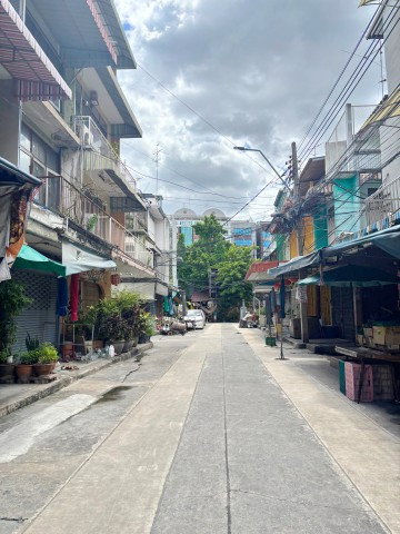 รูป คลองถม เยาวราช บำรุงเมือง อาคารพาณิชย์ 3 ชั้น 4 นอน 2 น้ำ ใกล้รพ.ธนบุรีบำรุงเมือง 450 ม.คลองถม พื้นที่รวม 105 ตร.ม.เหมาะอยู่อาศัย ทำออฟฟิศ - รูปที่ 7/8