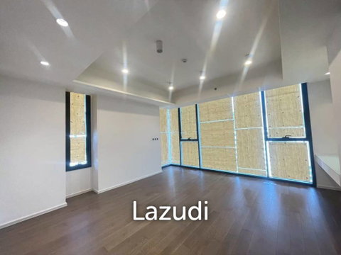 คอนโด 2 ชั้น 127.11 ตร.ม. ชั้น 30 สุขุมวิท 23 วิวเมือง