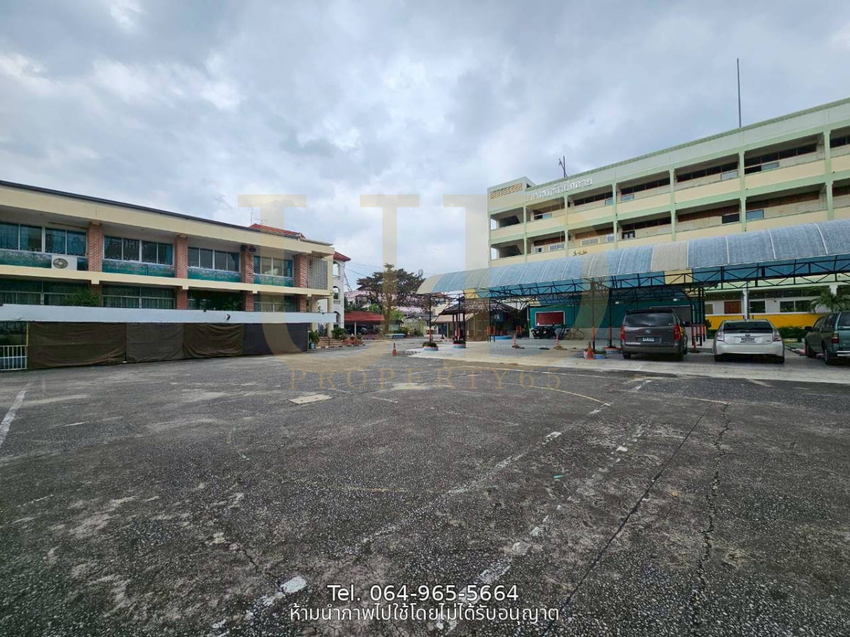 รูป 🔥 **ขายที่ดินพร้อมสิ่งปลูกสร้าง ทำเลดอนเมือง ใกล้สนามบินดอนเมือง** 🔥 🏢 **ที่ดิน 3 ไร่ 66 ตร.ว. พร้อมอาคาร 3 ชั้น 3 อาคาร** - รูปที่ 10/11