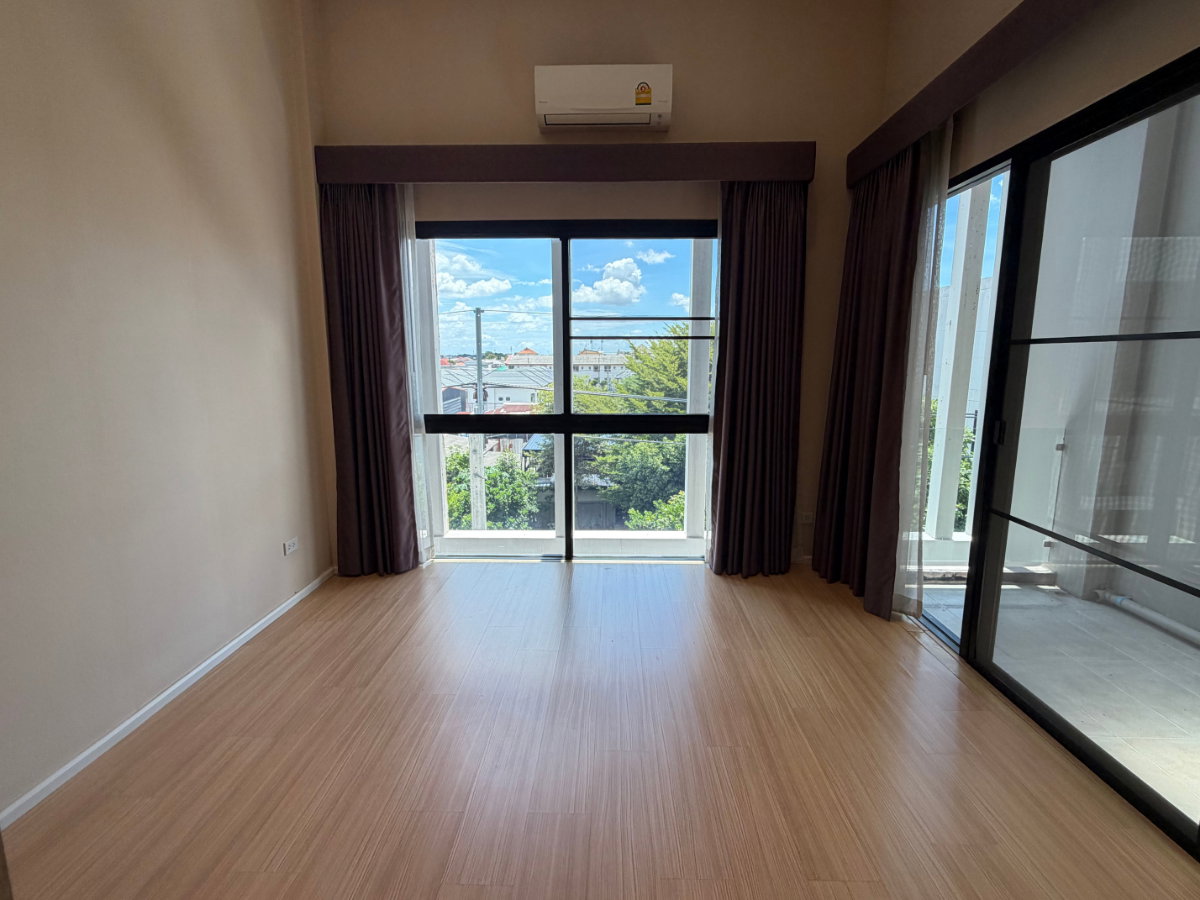 picture For Rent: Y Residence Sukhumvit 113 Only 35,000 THB/month - 22/25