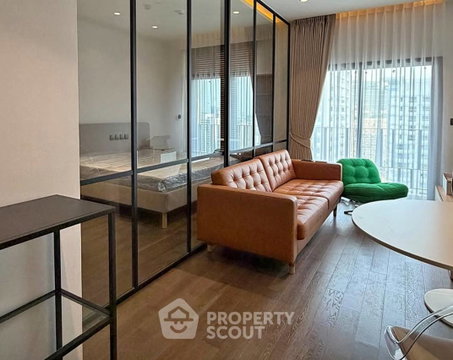 Pet-Friendly 1-BR Muniq Sukhumvit 23, 100m To MRT Sukhumvit (ID 3301167)