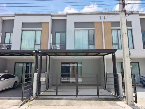 📌 ให้เช่าทาวน์เฮาส์ 2 ชั้น พลีโน่ สุขุมวิท-บางนา 2 3 ห้องนอน 2 ห้องน้ำ