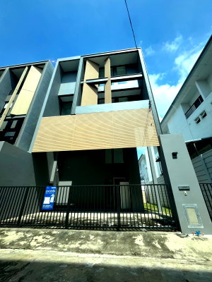 เช่าทาวน์โฮม นนทบุรี : RDA085🏡ให้เช่า อัยย์ ราชพฤกษ์ | บ้านใหญ่ 4 ห้องนอน เพียง 50,000 บาท/เดือน💚