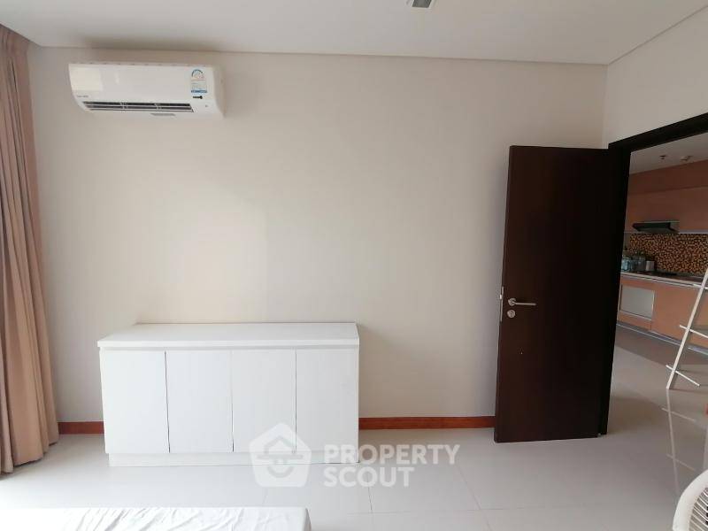 รูป ใกล้ BTS พระโขนง 200 ม. คอนโด 2 ห้องนอน Le Luk Condominium (ID 2834868) - รูปที่ 5/8