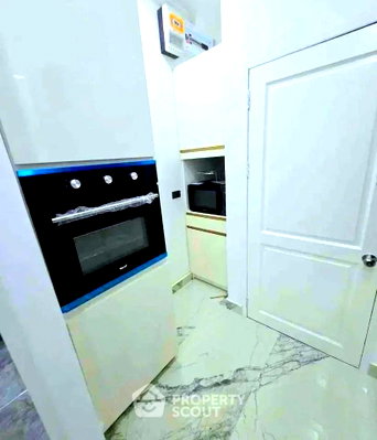 Condos for rent : 2-BR Condo At Baan Suan Lalana Condominiums, Pattaya (ID 2884272)