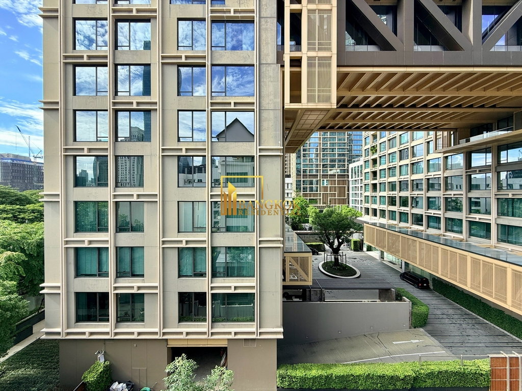 รูป Tonson Court | Spacious 3 Bedroom Condo in Prime Area - BR15840CD - รูปที่ 10/37