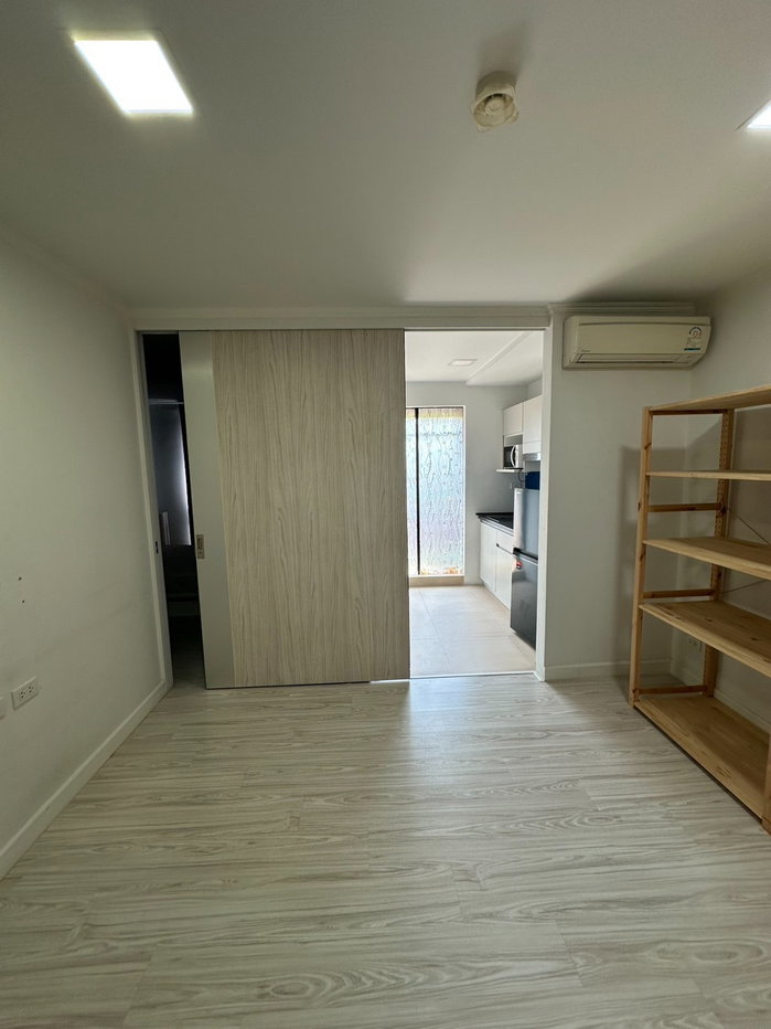 picture **CONDO FOR SALES: 32sq.m: MeStyle Sukhumvit-Bangna - 2/10