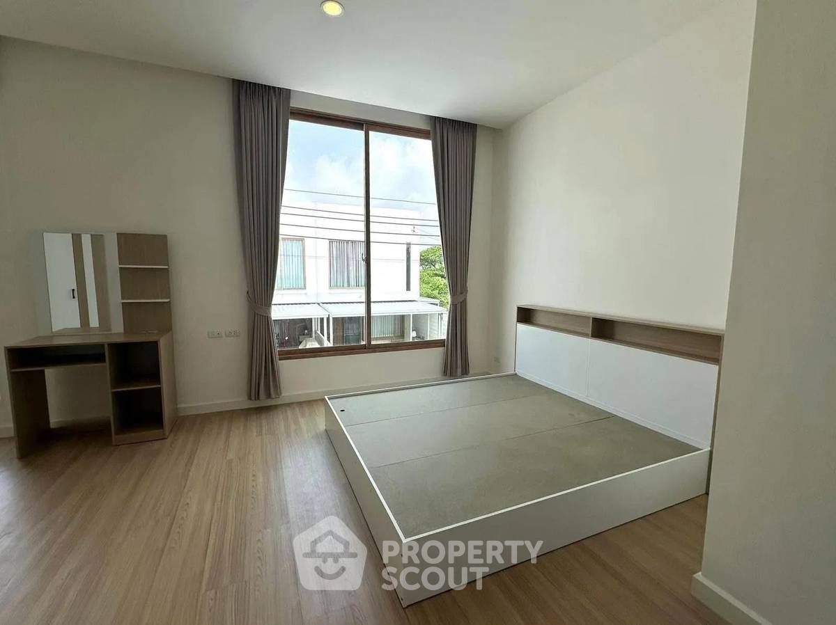 รูป คอนโด 3 ห้องนอน Bangna Place Condominium บางนา | BTS บางนา (ID 2884303) - รูปที่ 1/5