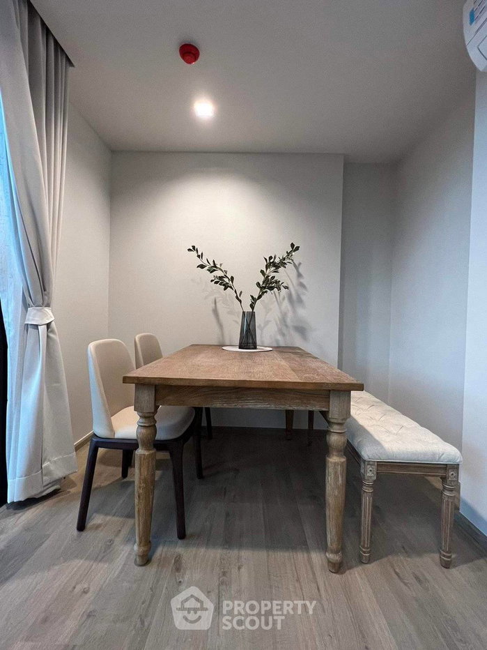picture 2-BR Condo at The Crest Park Residences near MRT Phahon Yothin (ID 2884095) - 3/8